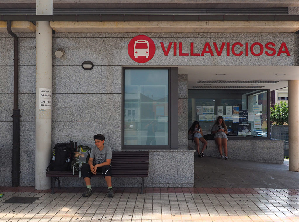Tappa 21, la stazione dei bus di Villaviciosa